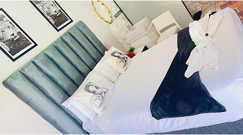 Luxury Double room with pool view